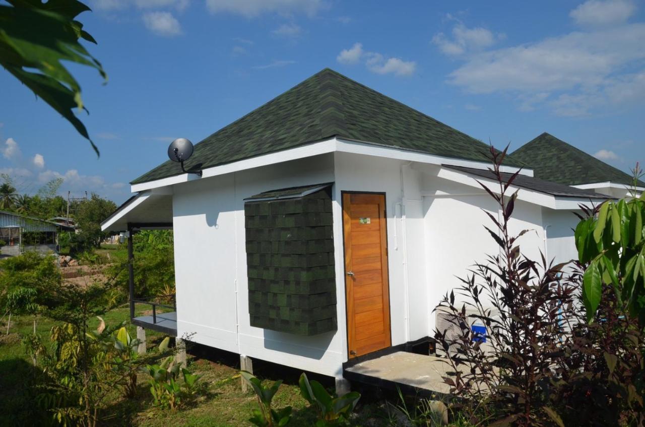 Nok Chan Mee Na Chom Thong Exterior photo